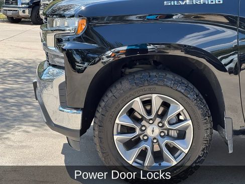 Used 2020 Chevrolet Silverado 1500 LT w/ Texas Edition RWD image 24