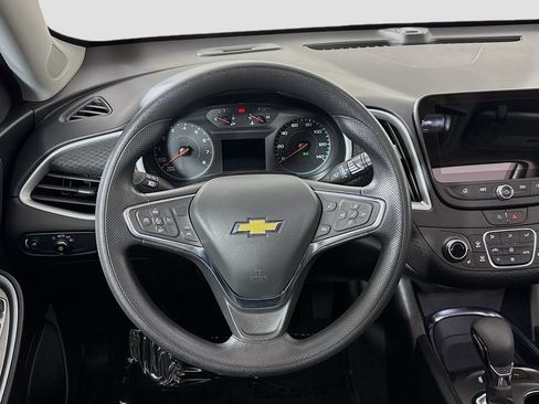Certified 2024 Chevrolet Malibu LT FWD image 12