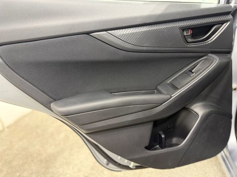 Used 2018 Subaru Impreza 2.0i AWD/4WD image 34