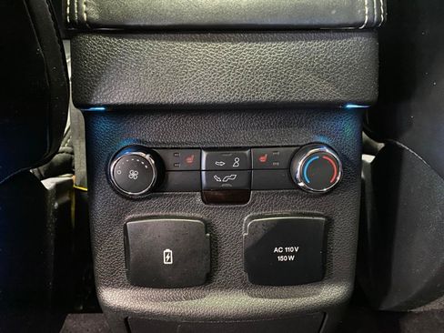 Used 2019 Ford Explorer Platinum AWD/4WD image 24