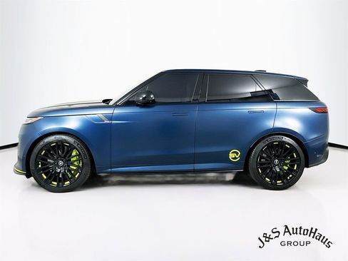 Used 2025 Land Rover Range Rover Sport SV Edition Two image 4