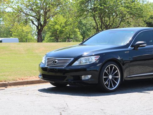Used 2010 Lexus LS 460 image 4