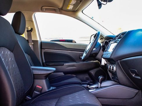New 2025 Mitsubishi Outlander Sport ES AWD/4WD image 39