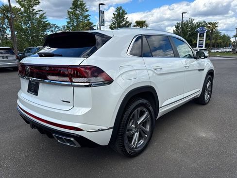 Used 2024 Volkswagen Atlas Cross Sport SEL R-Line AWD/4WD image 7