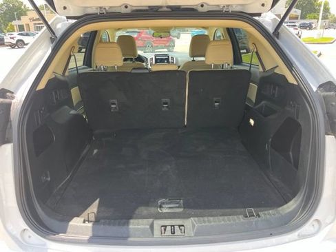 Used 2023 Ford Edge SE AWD/4WD image 6