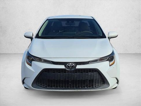 Used 2020 Toyota Corolla LE w/ Carpet Mat Package (TMS) FWD image 2