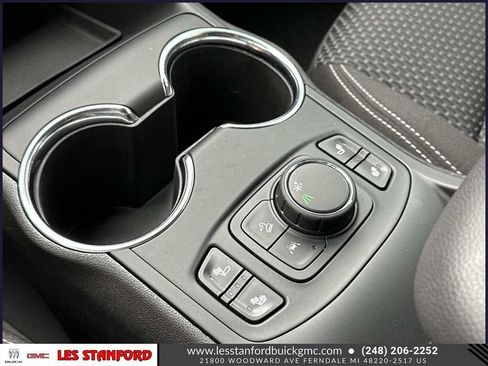 Used 2023 GMC Terrain SLE w/ Driver Convenience Package FWD image 32