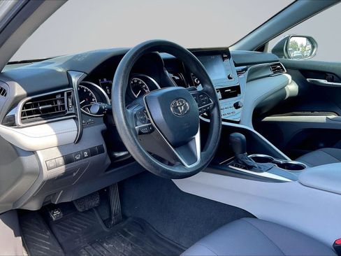 Used 2021 Toyota Camry LE FWD image 14
