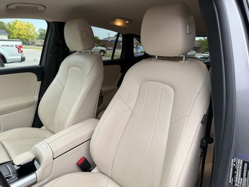 Used 2021 Mercedes-Benz GLA 250 4MATIC image 12