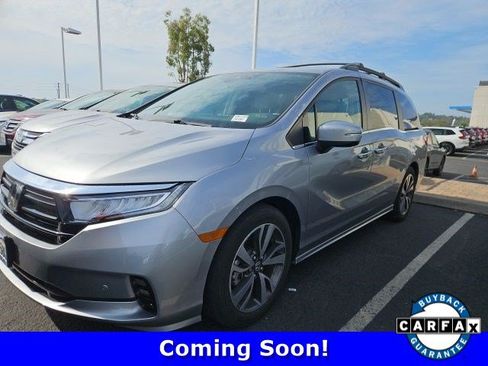 Used 2024 Honda Odyssey Touring image 1