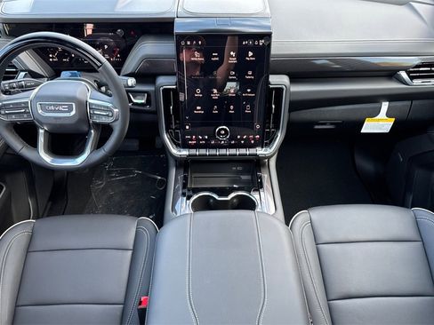 New 2026 GMC Yukon XL Elevation w/ Elevation Premium Package image 11