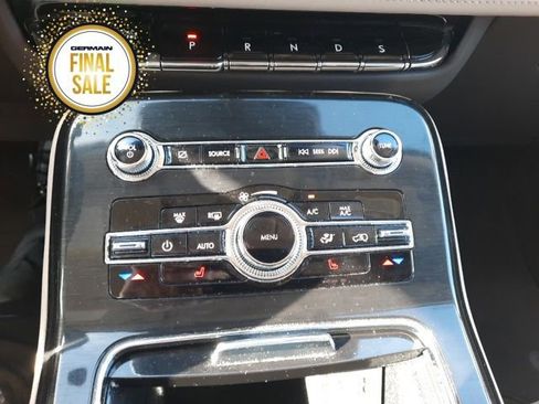 Certified 2023 Lincoln Nautilus AWD w/ Premium Package image 12