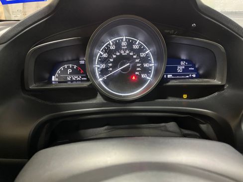 Used 2017 MAZDA MAZDA3 Touring FWD image 23