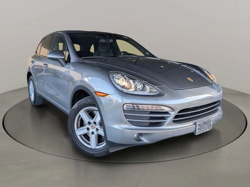 Used 2014 Porsche Cayenne AWD/4WD image 7
