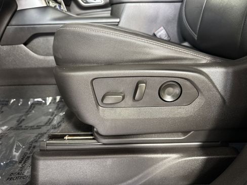 Used 2021 Chevrolet Tahoe Z71 image 14