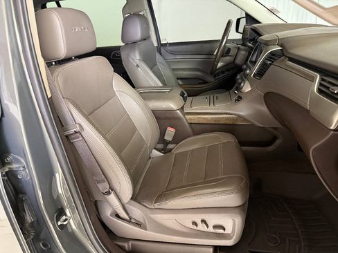 Used 2018 GMC Yukon XL Denali w/ Denali Ultimate Package AWD/4WD image 49