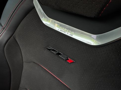 Used 2022 Chevrolet Camaro ZL1 RWD image 14