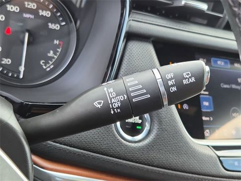 Used 2022 Cadillac XT5 Premium Luxury w/ Technology Package image 28