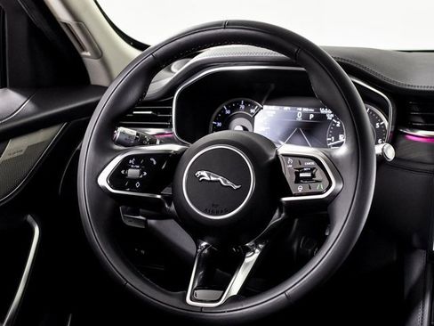 Used 2022 Jaguar F-PACE S image 23