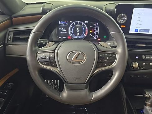 Used 2024 Lexus ES 350 w/ Premium Package FWD image 29