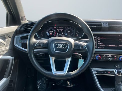 Used 2025 Audi Q3 2.0T Premium AWD/4WD image 13