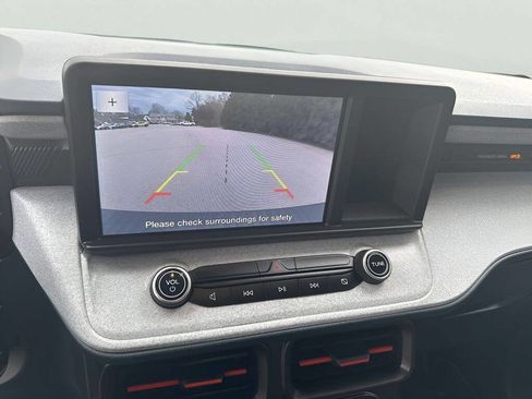 Used 2022 Ford Maverick XLT w/ XLT Luxury Package FWD image 16