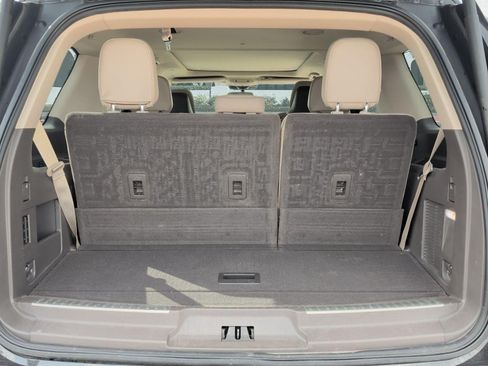 Used 2023 Lincoln Navigator Reserve AWD/4WD image 28