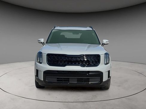 Used 2025 Kia Telluride EX X-Line AWD/4WD image 2