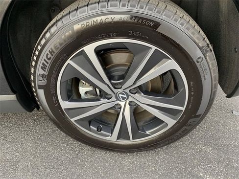 Used 2023 Lexus RX 350h image 34