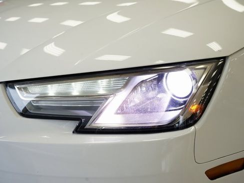 Used 2017 Audi A4 2.0T Premium image 22