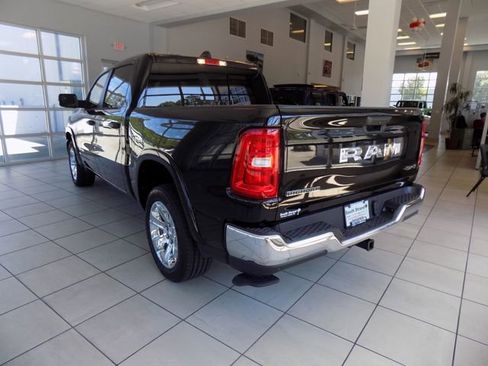 Certified 2025 RAM 1500 Big Horn AWD/4WD image 6