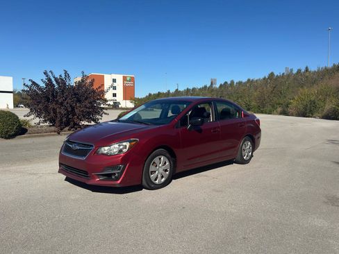 Used 2015 Subaru Impreza 2.0i AWD/4WD image 9