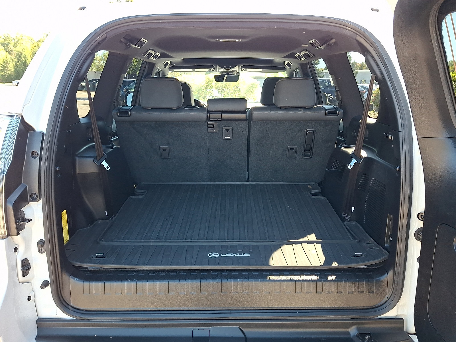Certified 2023 Lexus GX 460 Premium w/ Premium Package AWD/4WD image 30