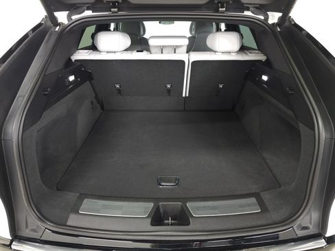 Certified 2024 Cadillac Lyriq Luxury w/ LPO, Floor Liner Package AWD/4WD image 6