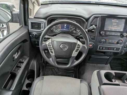 Used 2021 Nissan Titan S w/ S Utility Package image 15