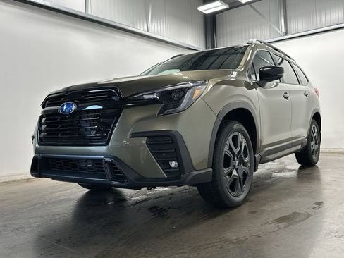 Certified 2025 Subaru Ascent Bronze Edition image 30