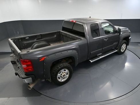 Used 2011 Chevrolet Silverado 2500 LT w/ Interior Plus Package AWD/4WD image 50