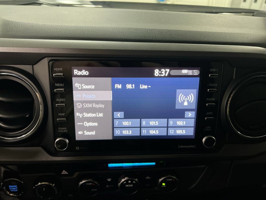Used 2021 Toyota Tacoma TRD Off-Road AWD/4WD image 14