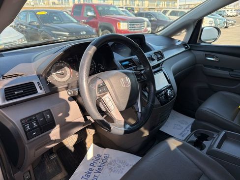Used 2017 Honda Odyssey EX-L image 16