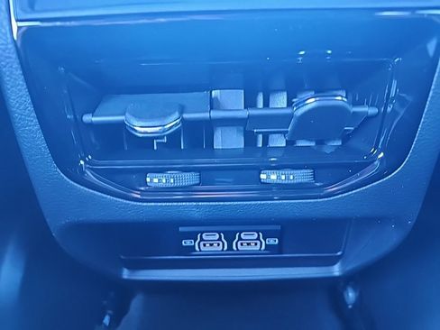 New 2025 Jeep Grand Cherokee Laredo X image 4