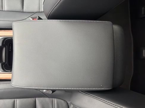 Used 2022 Honda CR-V Touring image 32