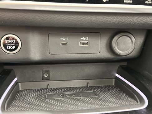 Used 2023 Nissan Rogue Platinum w/ Platinum Premium Package AWD/4WD image 22