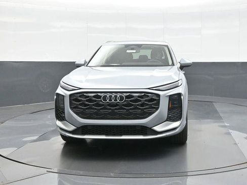 New 2026 Audi Q3 quattro 2.0T AWD/4WD image 2