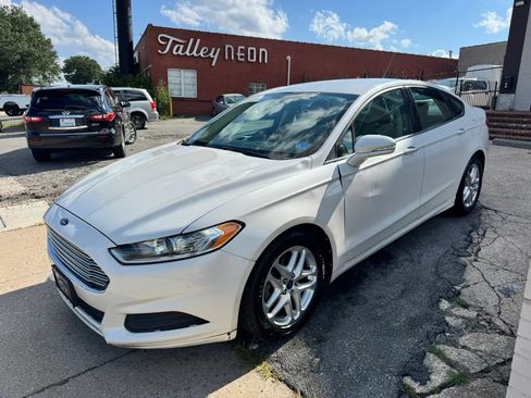 Used 2013 Ford Fusion SE FWD image 7