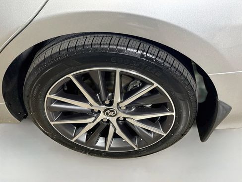 Certified 2021 Toyota Camry XLE w/ Cold Weather Package FWD image 31