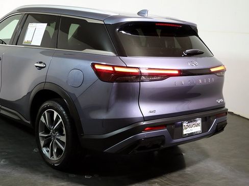 Used 2023 INFINITI QX60 Luxe image 11