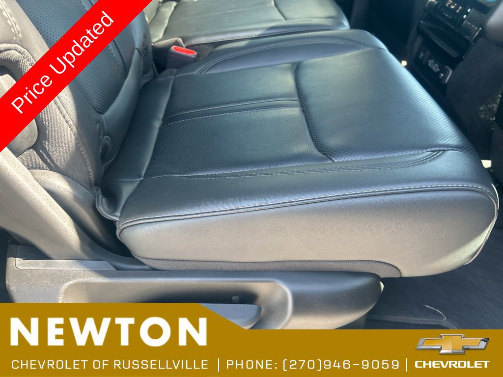 Used 2023 Jeep Wagoneer 4WD w/ Premium Group I image 30