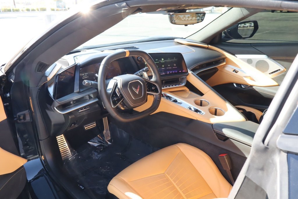 Used 2026 Chevrolet Corvette Stingray Preferred Cpe w/ 2LT RWD image 28