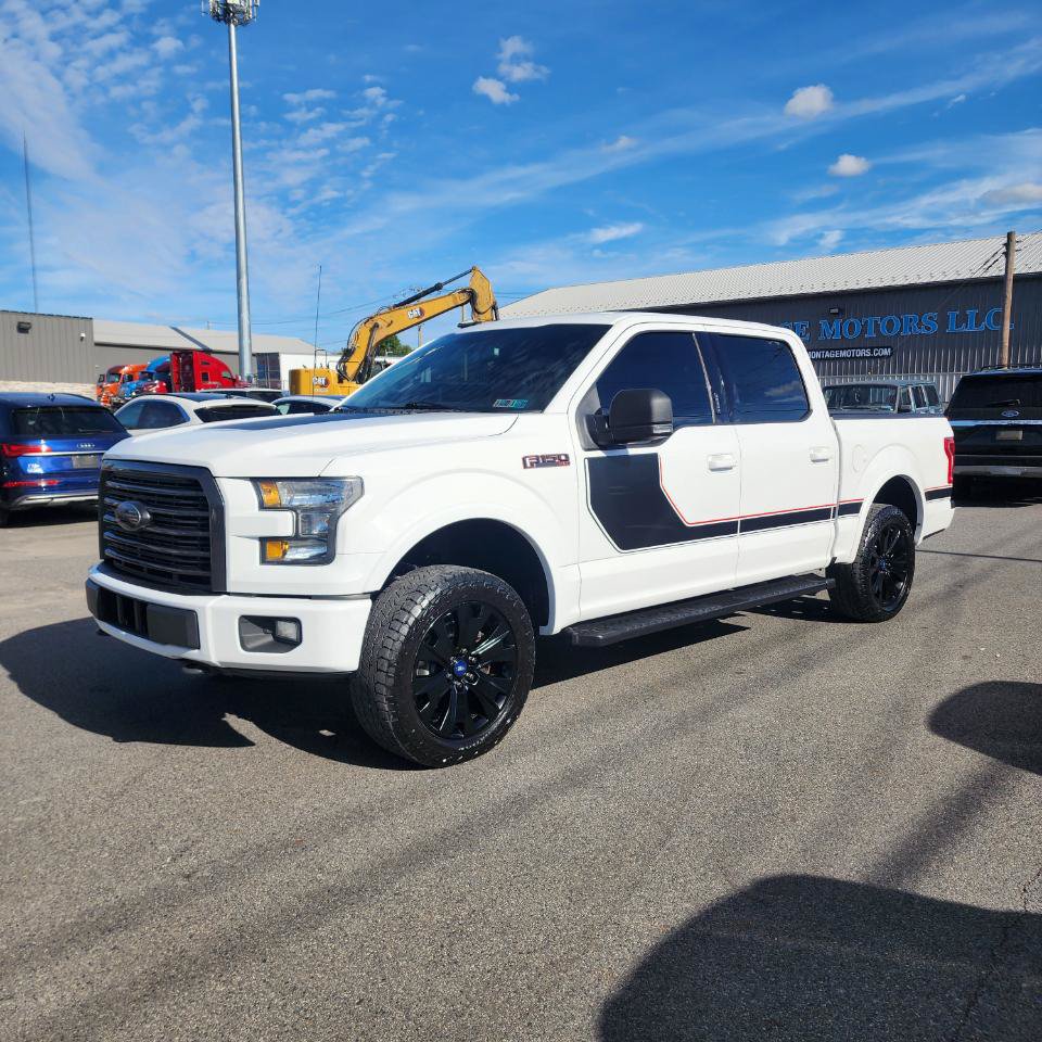 Used 2016 Ford F150 XLT w/ Equipment Group 302A Luxury AWD/4WD image 3