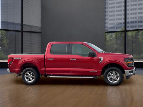 Used 2025 Ford F150 XLT w/ Equipment Group 301A Standard AWD/4WD image 4